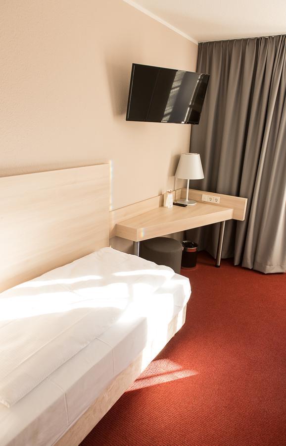 Rasthof & Motel Hermsdorfer Kreuz Dış mekan fotoğraf